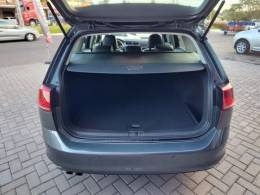 VOLKSWAGEN - GOLF - 2016/2016 - Cinza - R$ 82.900,00
