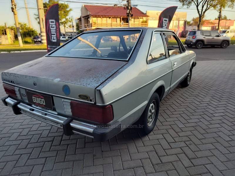 FORD - CORCEL II - 1980/1980 - Prata - R$ 13.900,00