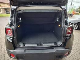 JEEP - RENEGADE - 2015/2016 - Preta - R$ 68.900,00