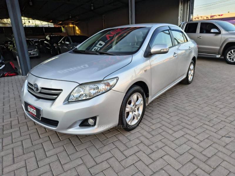 TOYOTA - COROLLA - 2009/2010 - Prata - R$ 52.900,00