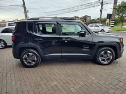 JEEP - RENEGADE - 2015/2016 - Preta - R$ 68.900,00