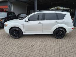 MITSUBISHI - OUTLANDER - 2012/2013 - Branca - R$ 68.900,00