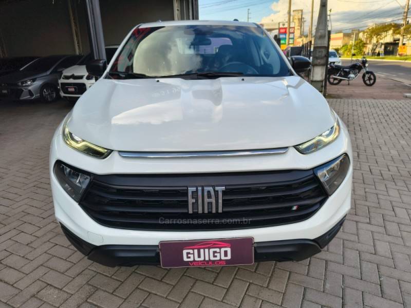 FIAT - TORO - 2022/2022 - Branca - R$ 109.900,00