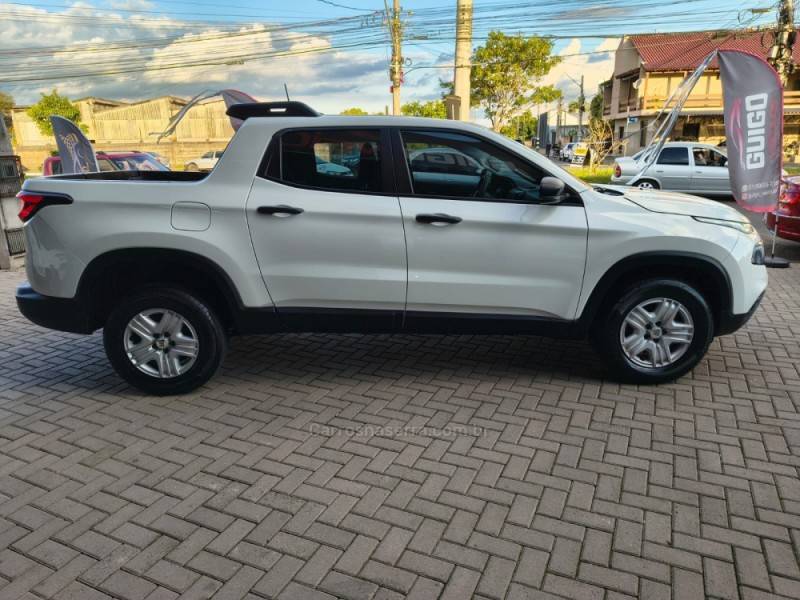 FIAT - TORO - 2022/2022 - Branca - R$ 109.900,00