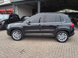 VOLKSWAGEN - TIGUAN - 2011/2012 - Preta - R$ 58.900,00