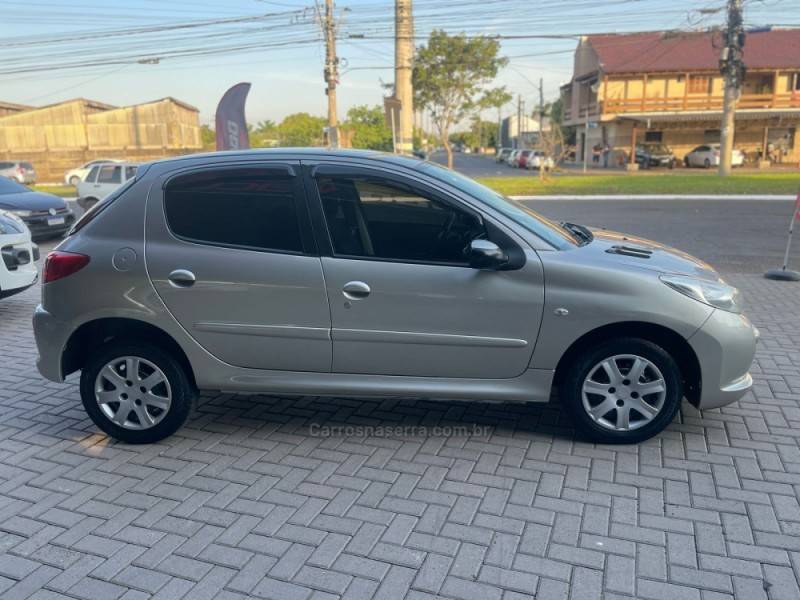 PEUGEOT - 207 - 2012/2012 - Prata - R$ 22.900,00
