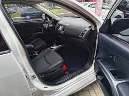 MITSUBISHI - OUTLANDER - 2012/2013 - Branca - R$ 68.900,00