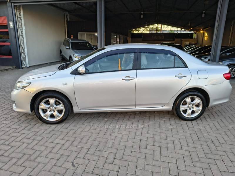 TOYOTA - COROLLA - 2009/2010 - Prata - R$ 52.900,00