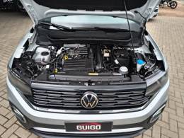 VOLKSWAGEN - T-CROSS - 2022/2023 - Prata - R$ 130.900,00