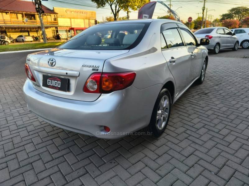 TOYOTA - COROLLA - 2009/2010 - Prata - R$ 52.900,00