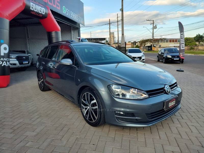 VOLKSWAGEN - GOLF - 2016/2016 - Cinza - R$ 82.900,00